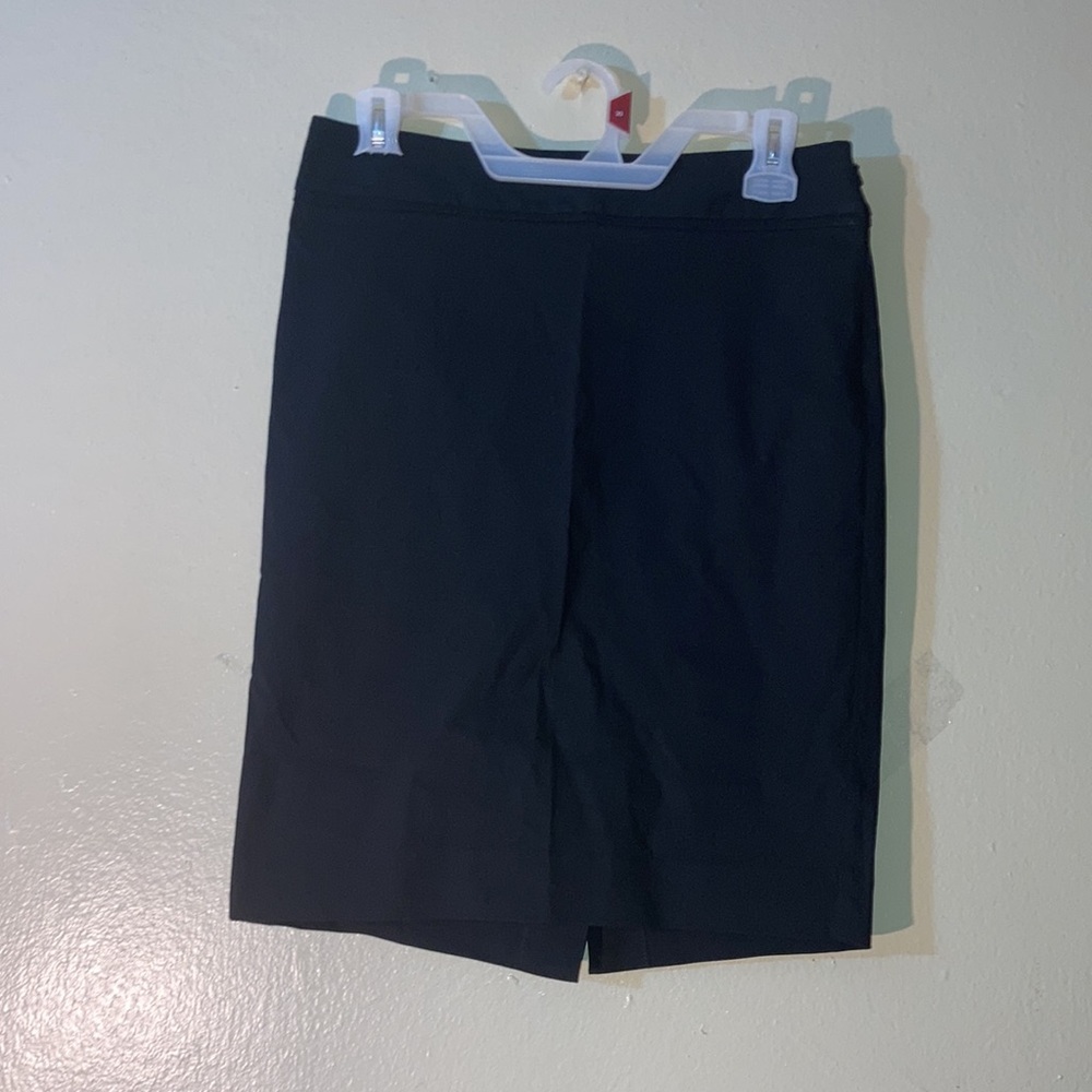 NWT The Limited Exact Stretch Pencil Skirt Black Size 4 (Small)